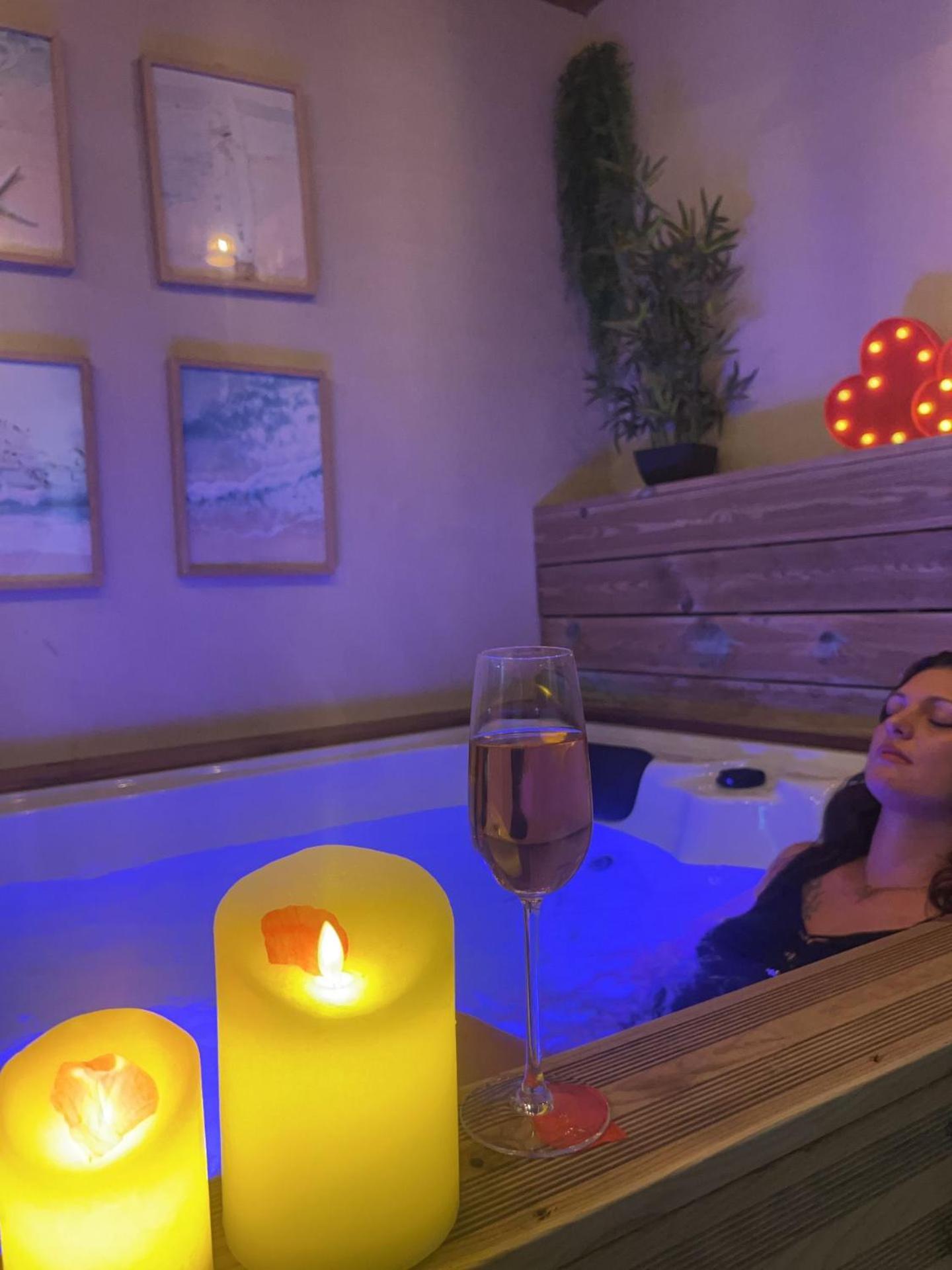Les Spas De La Mer, Appart&Spa Aloha, 100M De La Plage, Plein Coeur Du Grau Le Grau-du-Roi Exteriör bild
